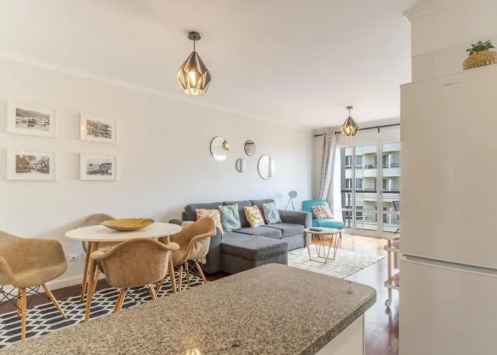 Forum Apartment
